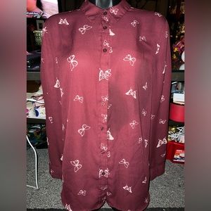 Como Blu Butterfly Button Up Blouse